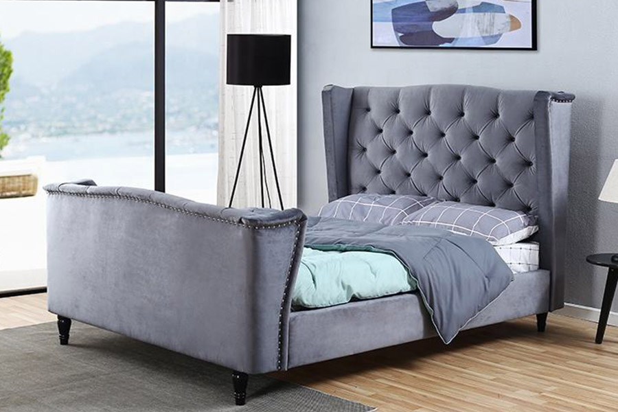 1399 Velvet stof Wingback Button Polstret seng