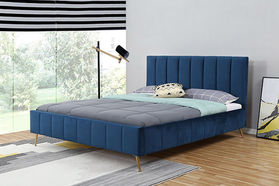 1382 Modern Style Dobbeltseng Solid Wood Polstret Seng
